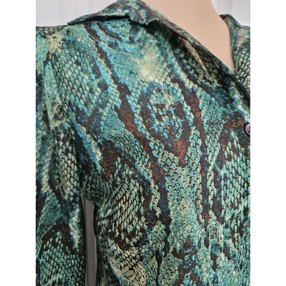 New Directions Green Snake Print Blouse With Roll Tab Sleeves Sheer Size PM - Picture 4 of 9